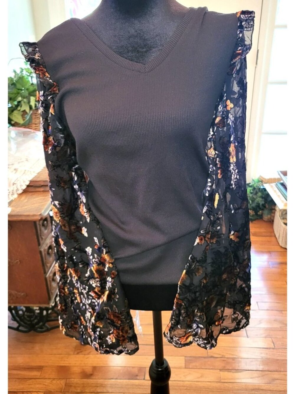 Cato Velvet Flocked Black Knit Bell Sleeve Top M Whimsygoth Boho Fall Fairy